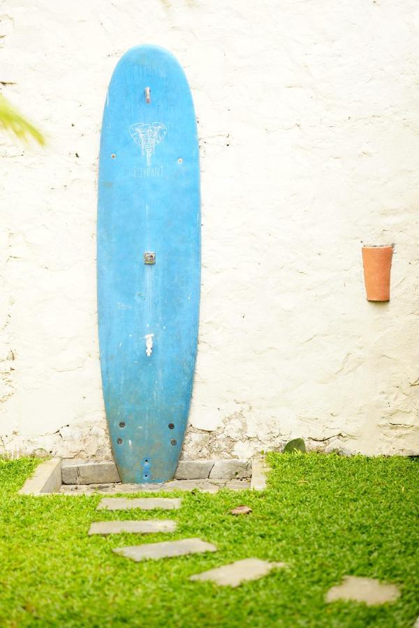 Ronaya Surf Waves Villa Dikwella Eksteriør billede