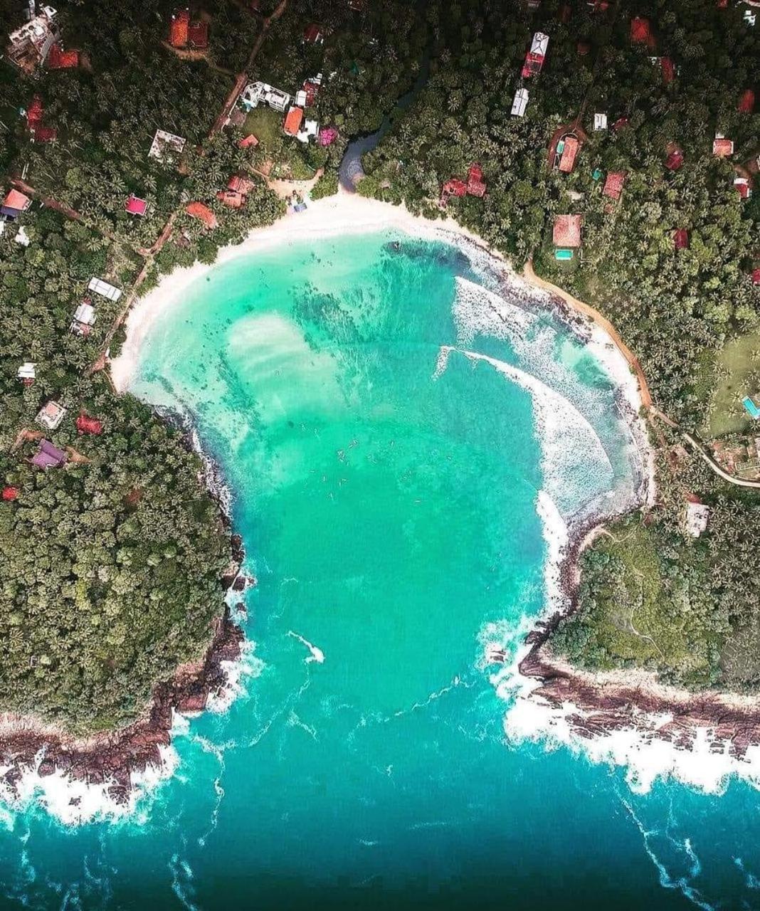 Ronaya Surf Waves Villa Dikwella Eksteriør billede